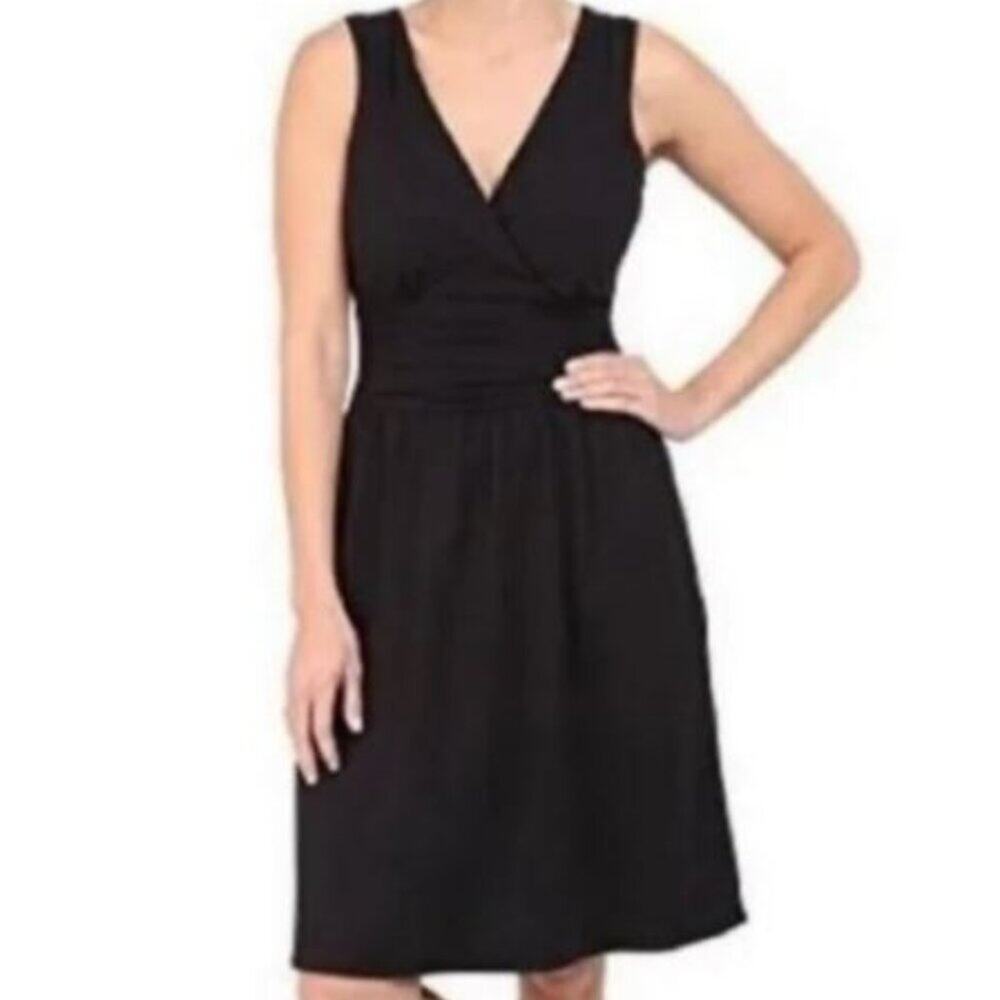 The North Face Size Medium Black Heartwood Pullover Dress Womens Sleeveless